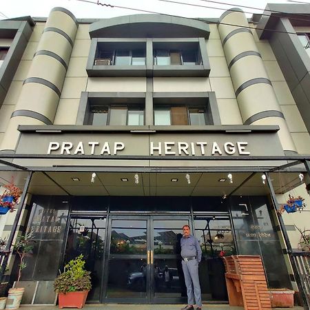 ประทับ เฮอริเทจ Hotel มหาบาเลชวาร์ ภายนอก รูปภาพ