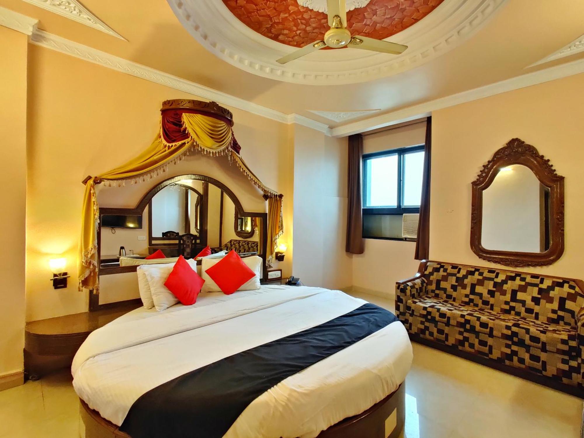 ประทับ เฮอริเทจ Hotel มหาบาเลชวาร์ ภายนอก รูปภาพ