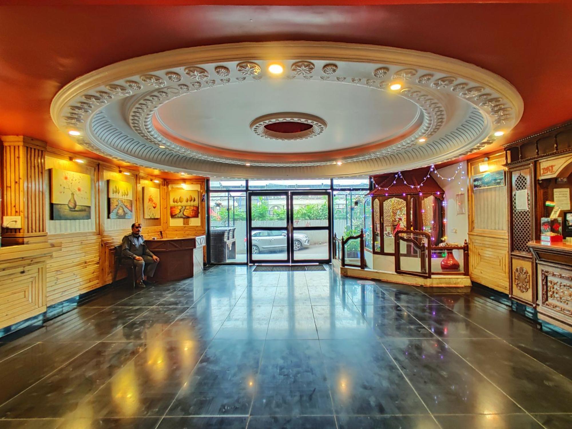 ประทับ เฮอริเทจ Hotel มหาบาเลชวาร์ ภายนอก รูปภาพ
